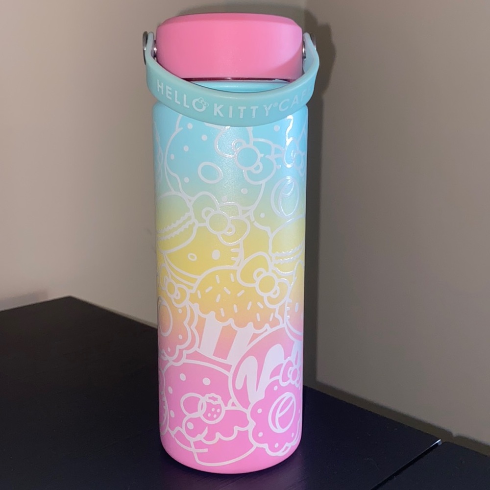 Hello kitty cafe rainbow water bottle